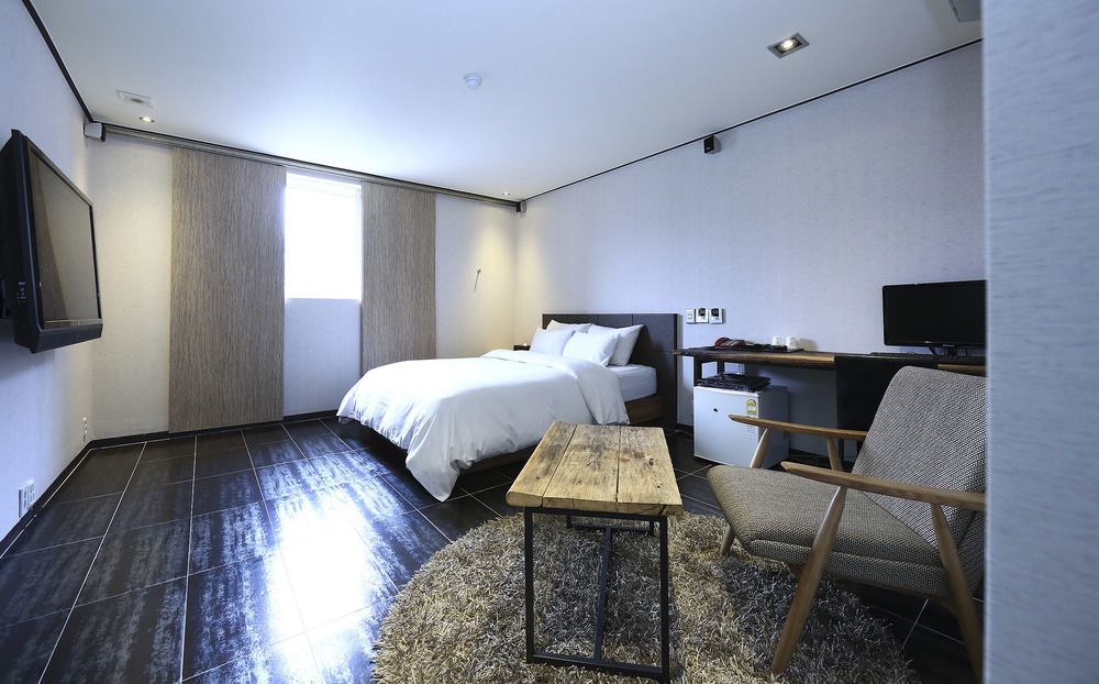 Hill House Motel 抱川市 外观 照片