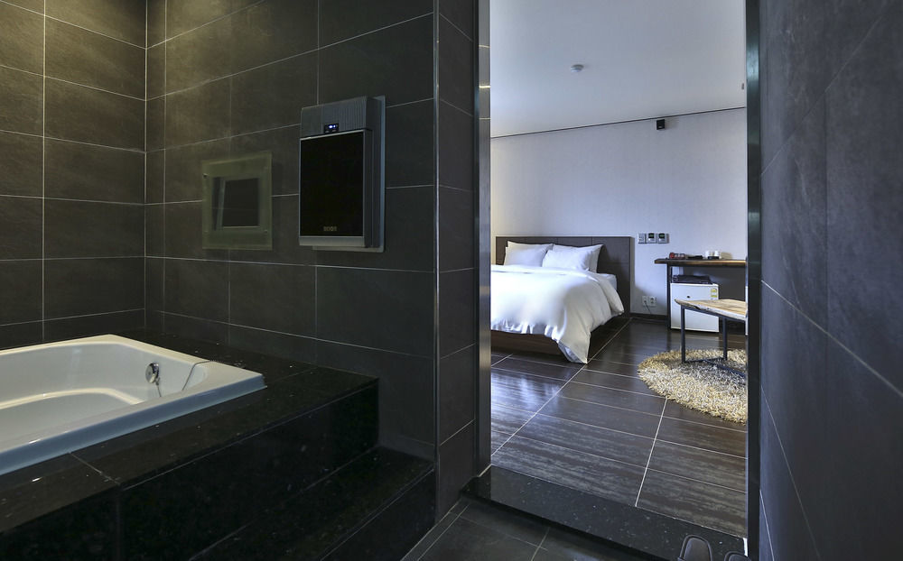 Hill House Motel 抱川市 外观 照片